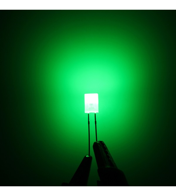 100Pcs 2x5x7mm 2.8-3V Square Green LED Light Emitting Diode